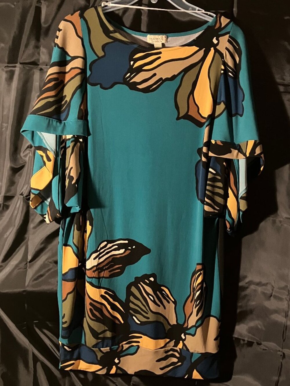 One Wld dress